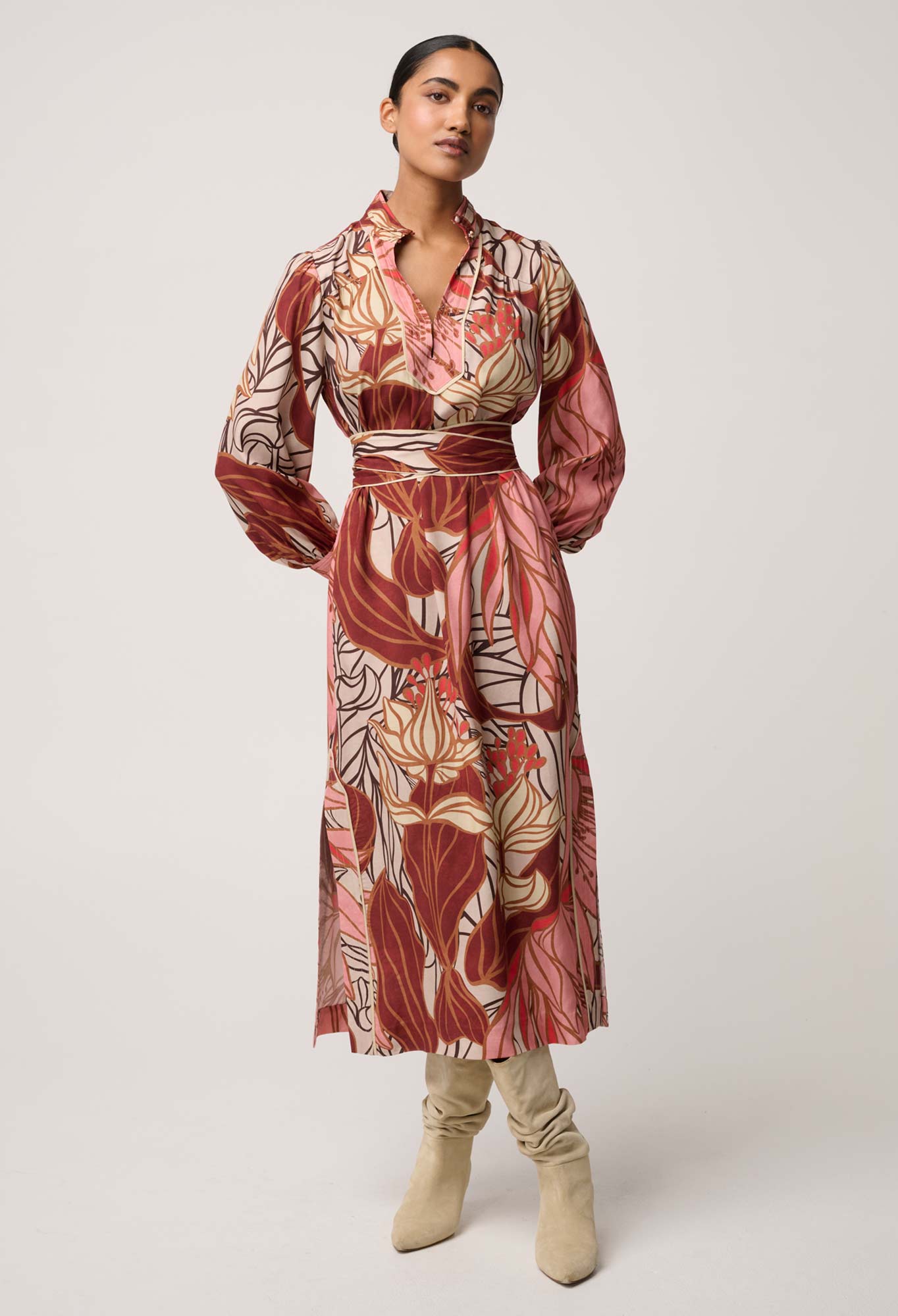 Edith Viscose Blend Printed Column Midi Dress in Cathedral Botanic