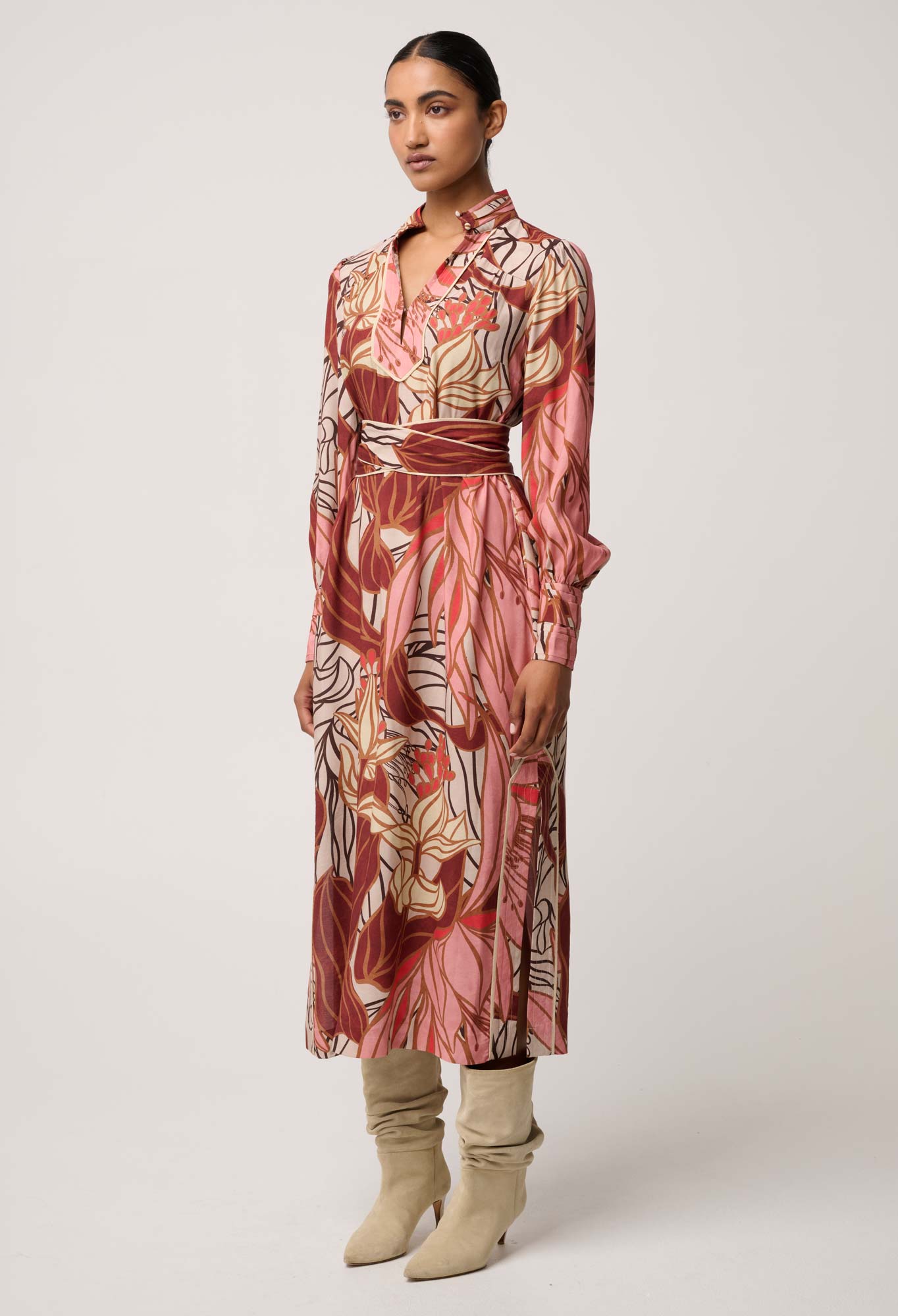 Edith Viscose Blend Printed Column Midi Dress in Cathedral Botanic