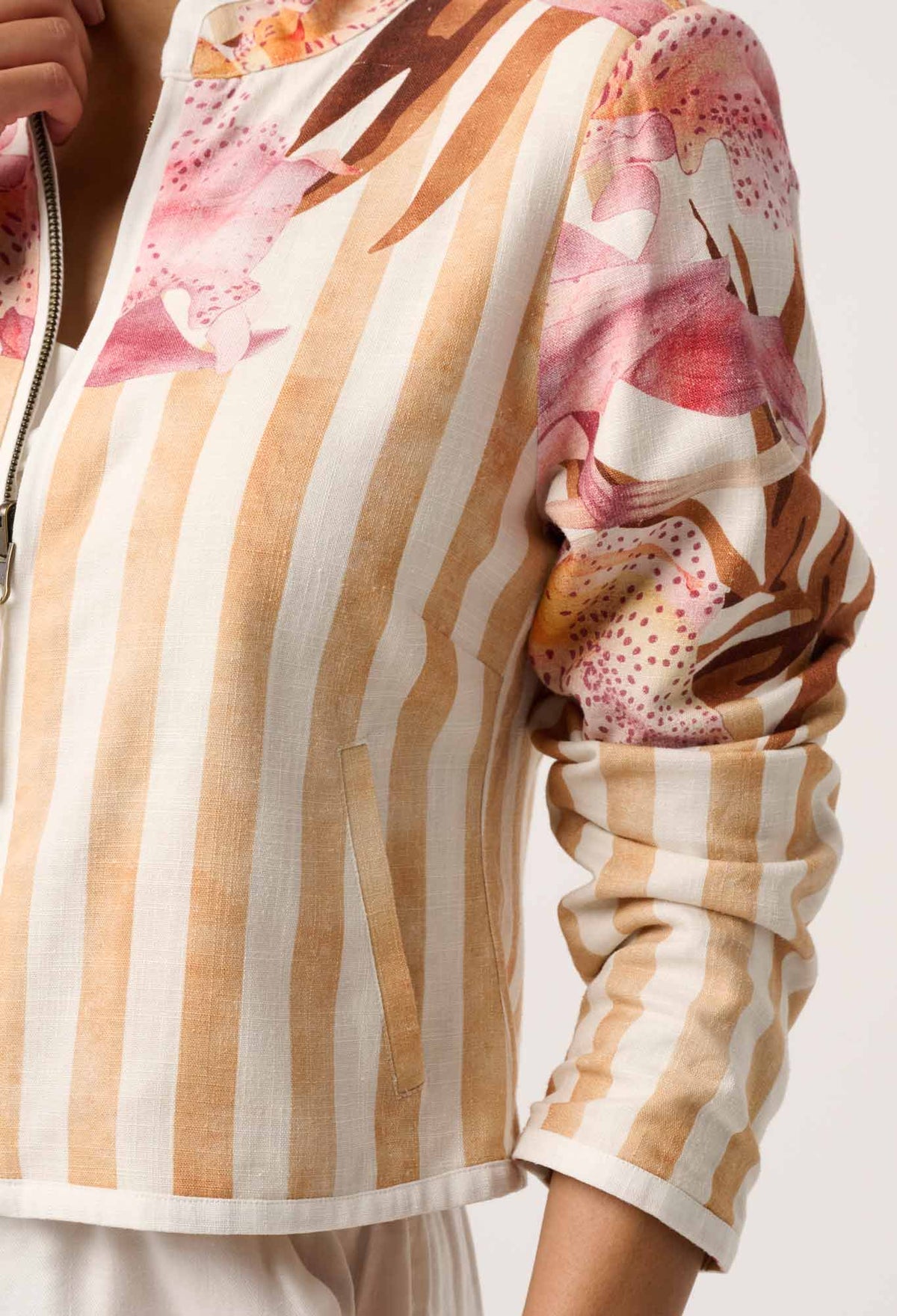 Delray Reversible Linen Viscose Jacket in Golden Promenade | Gilded Frond