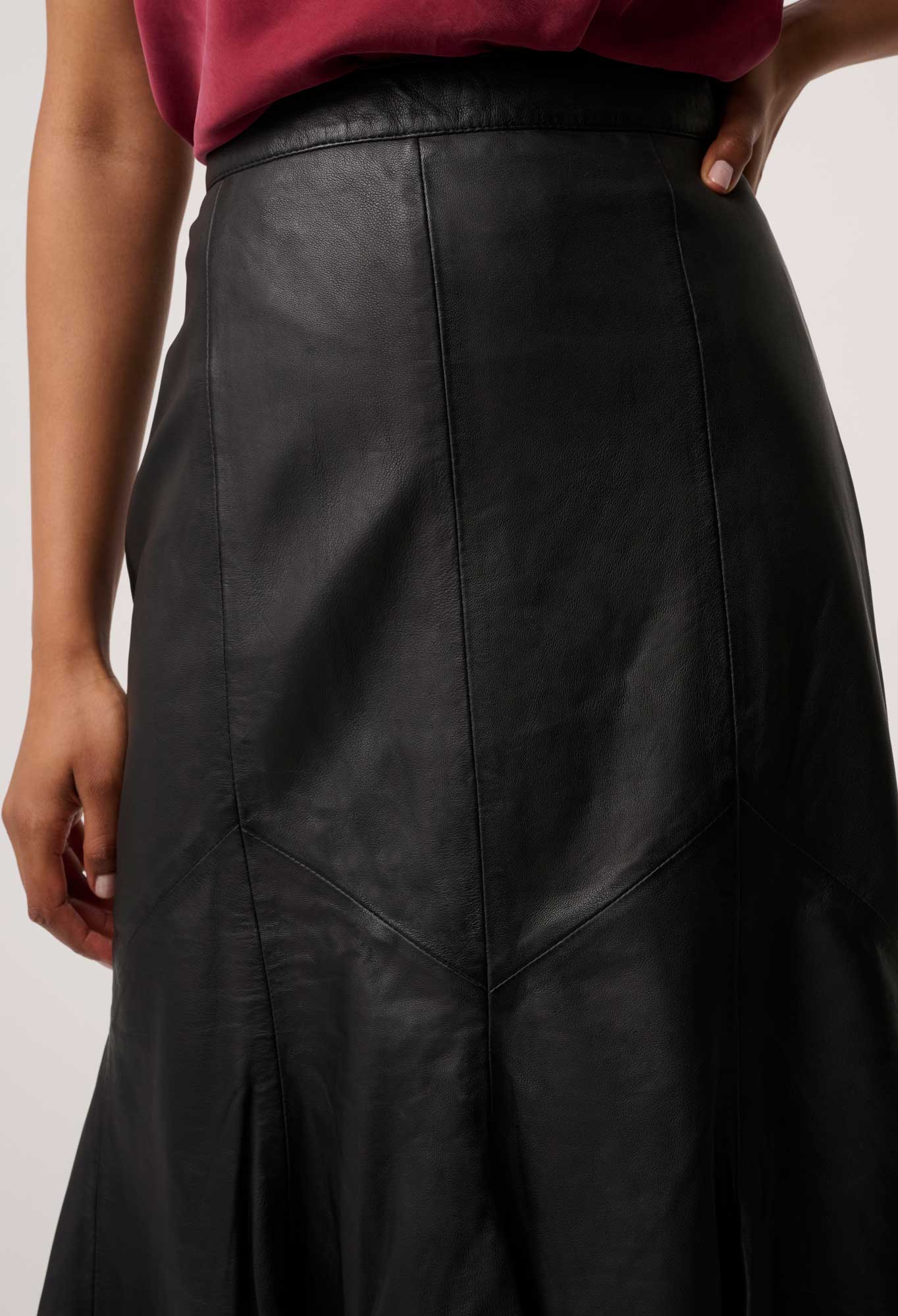 Gayle Genuine Leather Panelled Skirt in Black