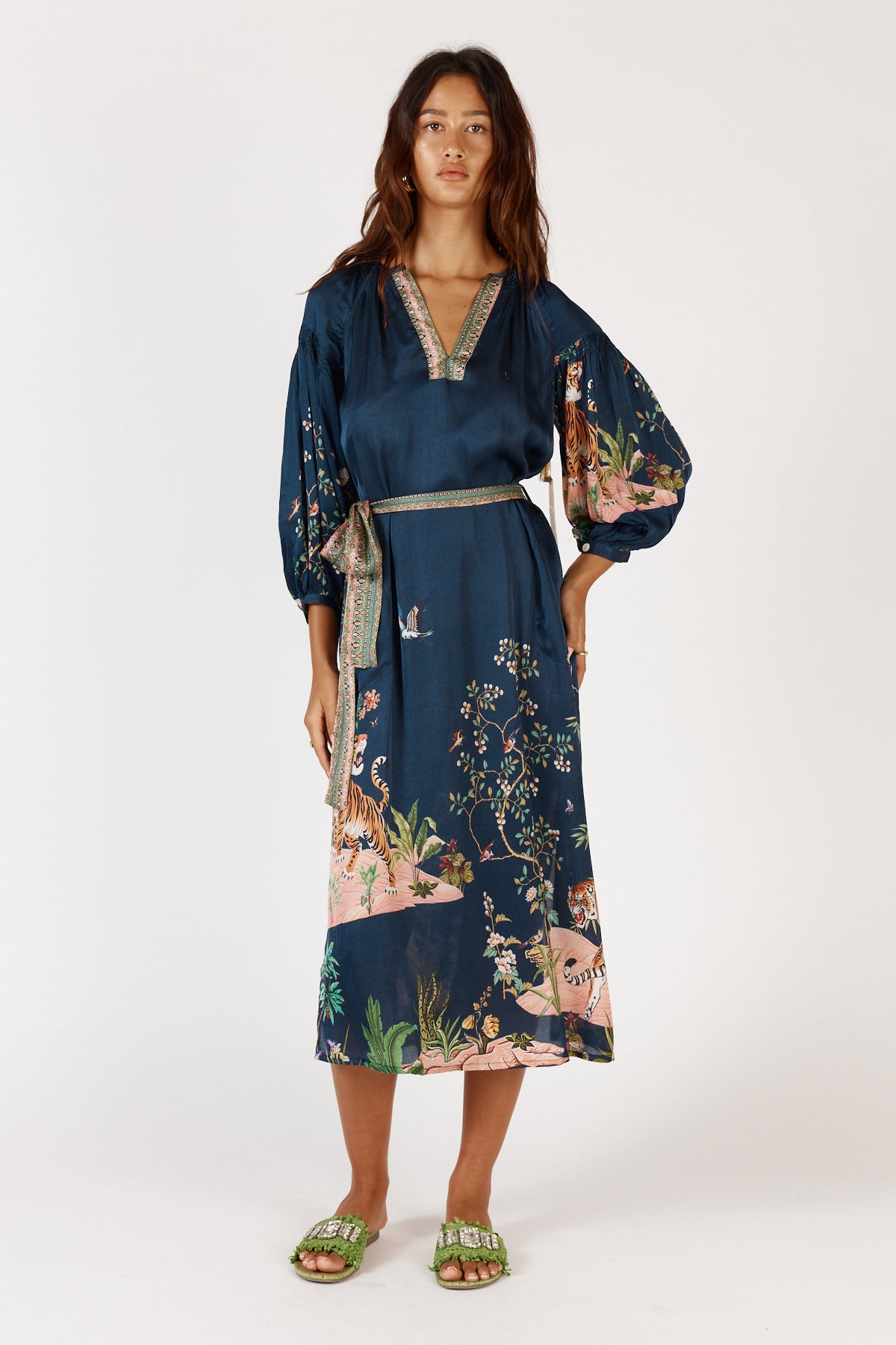 rubyyaya-machali-maxi-navy (2).jpg
