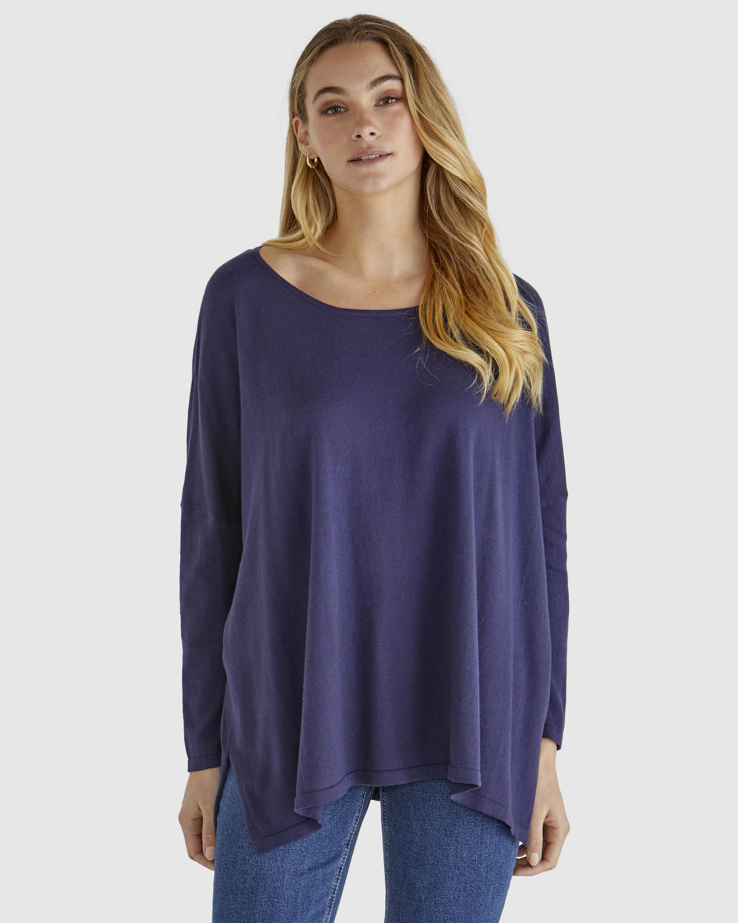 Khaleesi Knit Navy 1.jpg